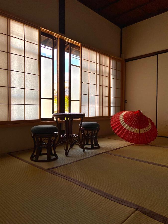 Okiya Guest House & Tapas Bar Kiryu Екстер'єр фото
