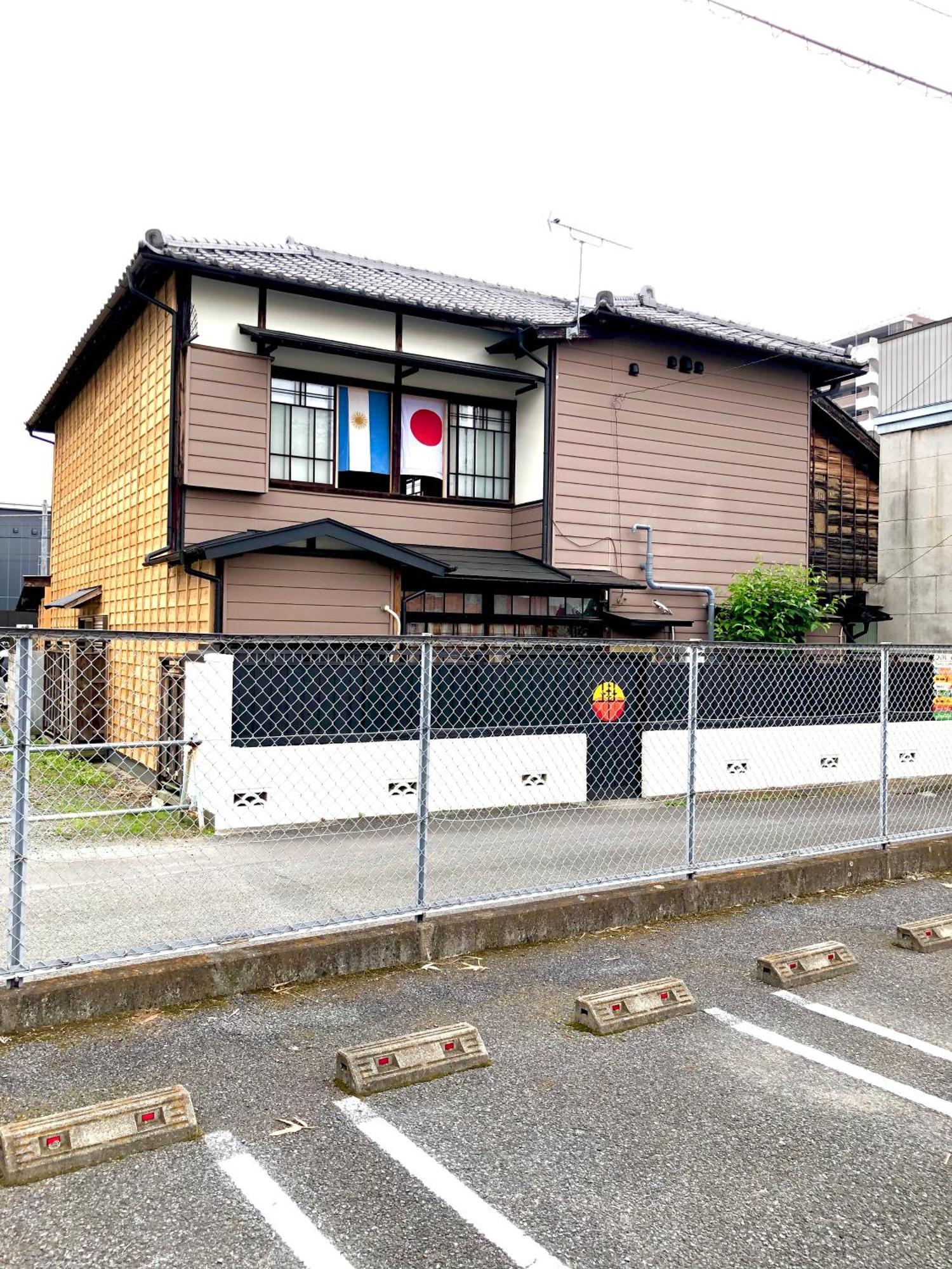Okiya Guest House & Tapas Bar Kiryu Екстер'єр фото